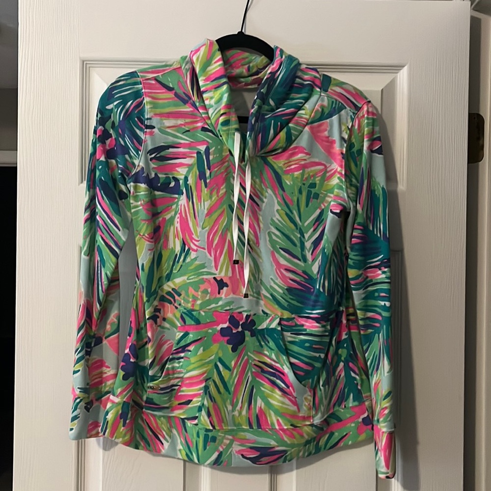 Lily Pulitzer cowl neck pullover size small